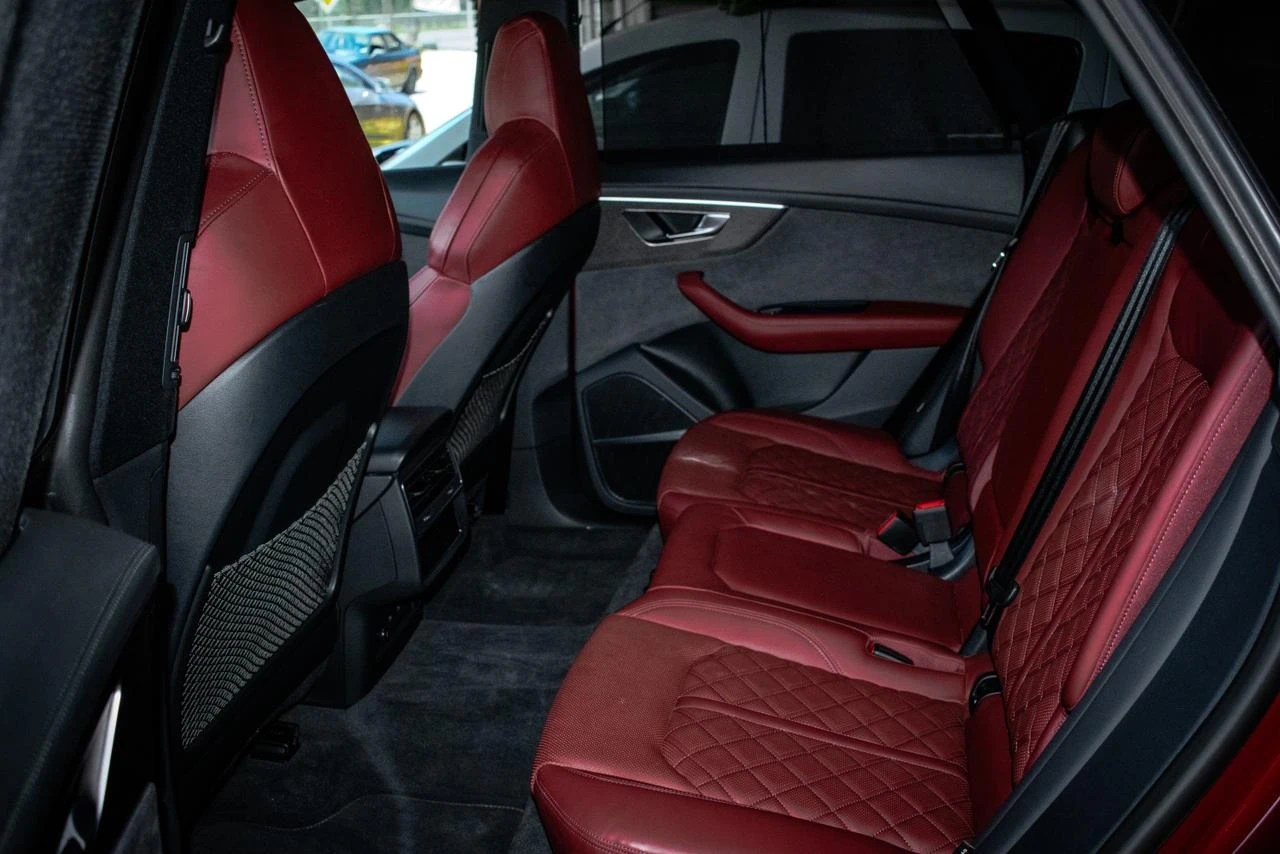 Audi SQ8 FULL Налично в София , снимка 14 - Автомобили и джипове - 54792123