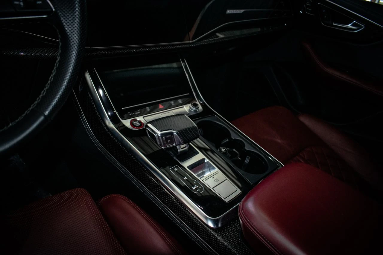 Audi SQ8 FULL Налично в София , снимка 12 - Автомобили и джипове - 54792123