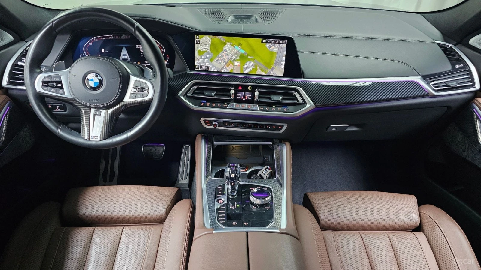 BMW X6 xDrive 40i M-SPORT* HUD* КОЖА* ОБДУХВ* НАВИ* ПАНО, снимка 5 - Автомобили и джипове - 55479416