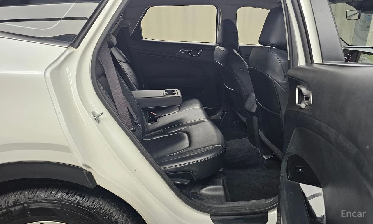 Kia Sportage 1.6 Turbo Trendy* КАМЕРА* ПОДГРЕВ* КРАЙНА ЦЕНА* , снимка 14 - Автомобили и джипове - 55503436