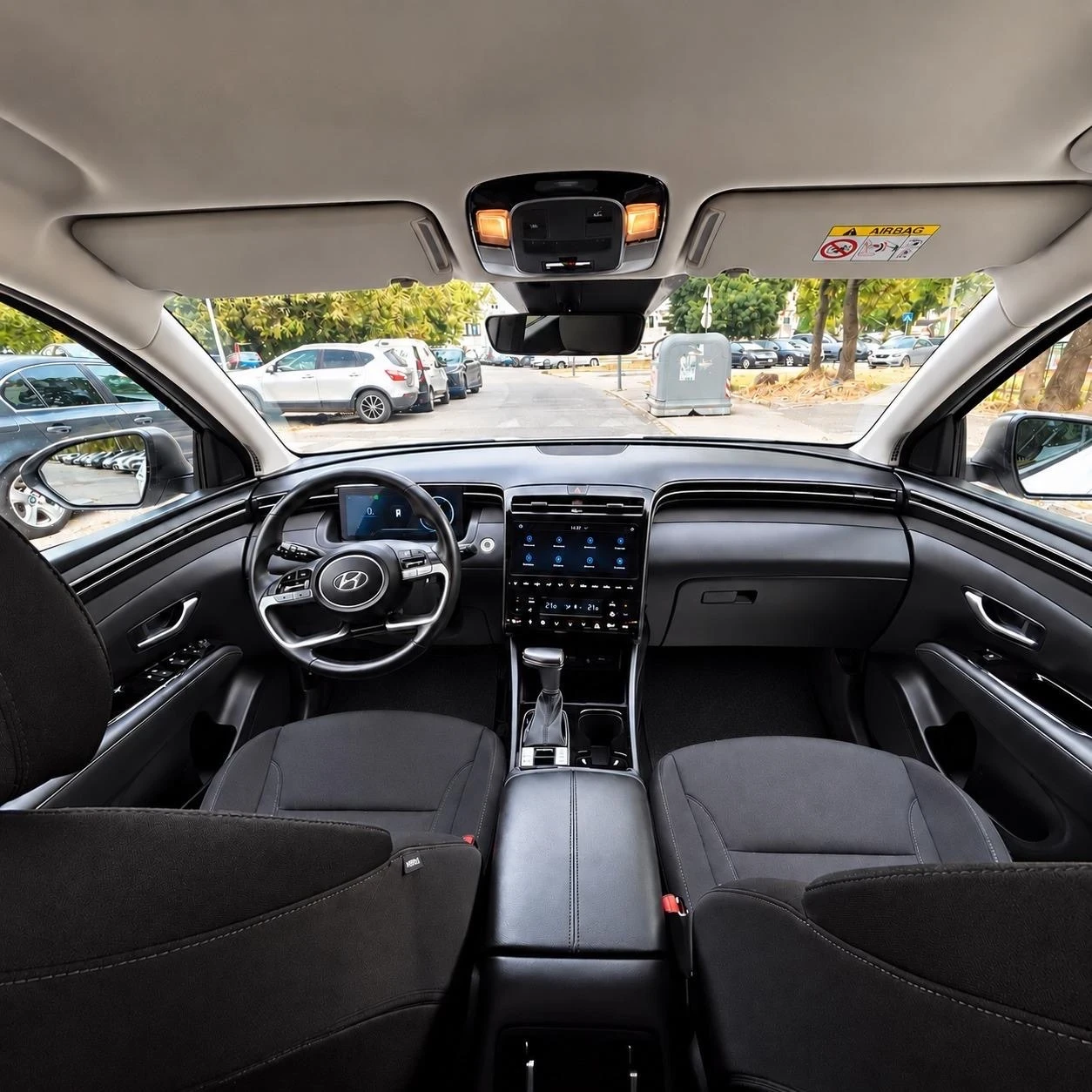 Hyundai Tucson, снимка 5 - Автомобили и джипове - 56394895