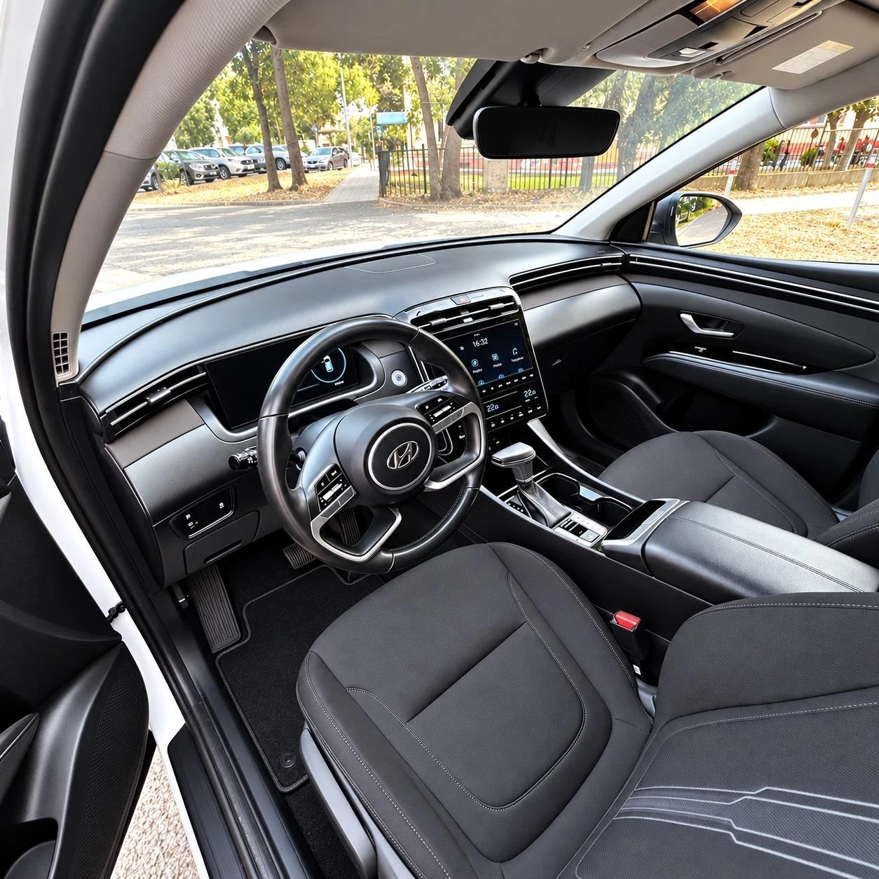 Hyundai Tucson, снимка 7 - Автомобили и джипове - 56394895