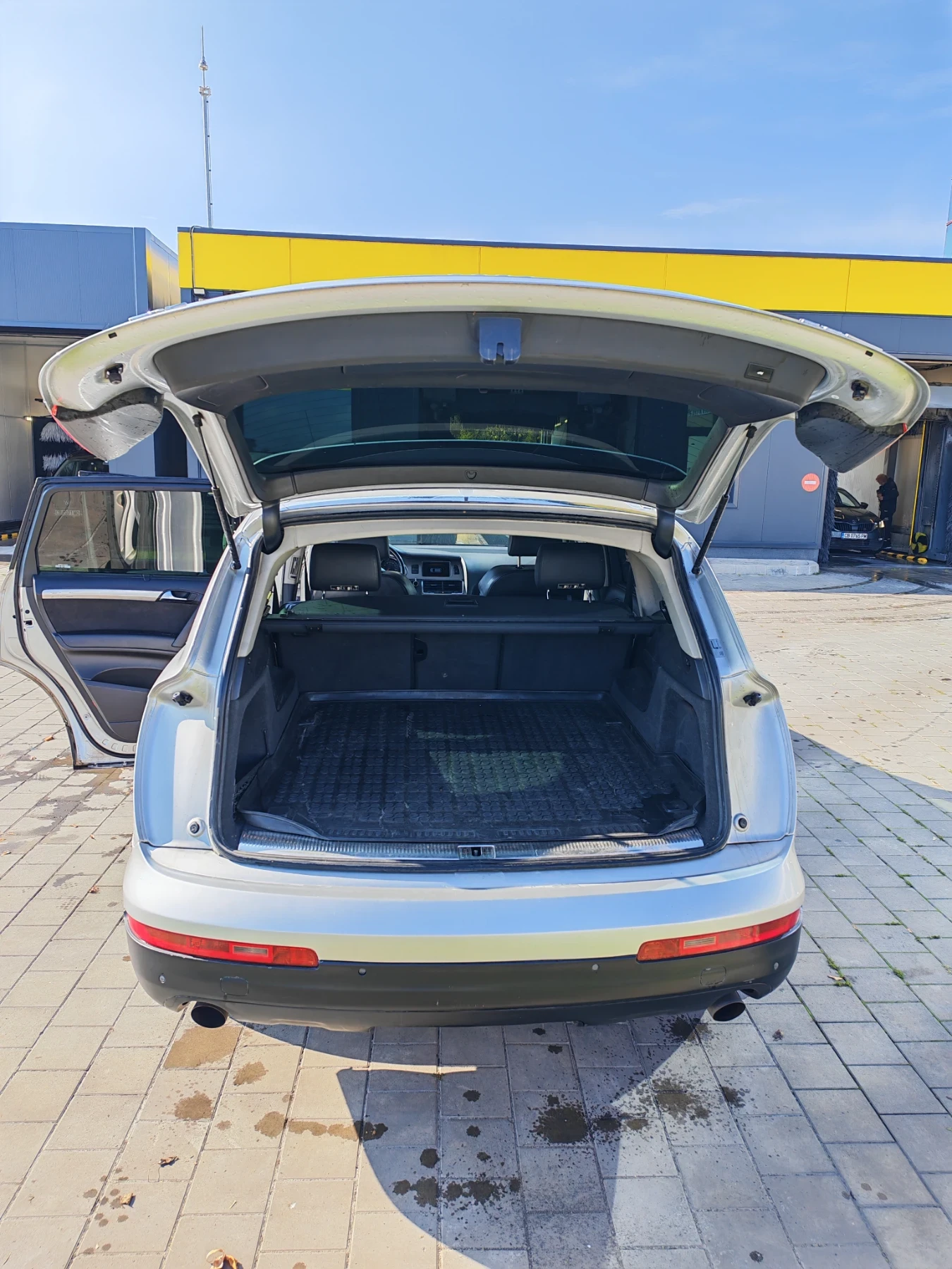 Audi Q7, снимка 12 - Автомобили и джипове - 56643264