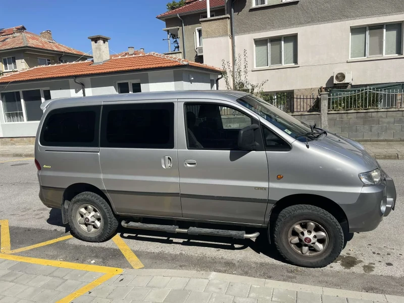 Hyundai H1 STAREX 4x4, снимка 2 - Бусове и автобуси - 47512856