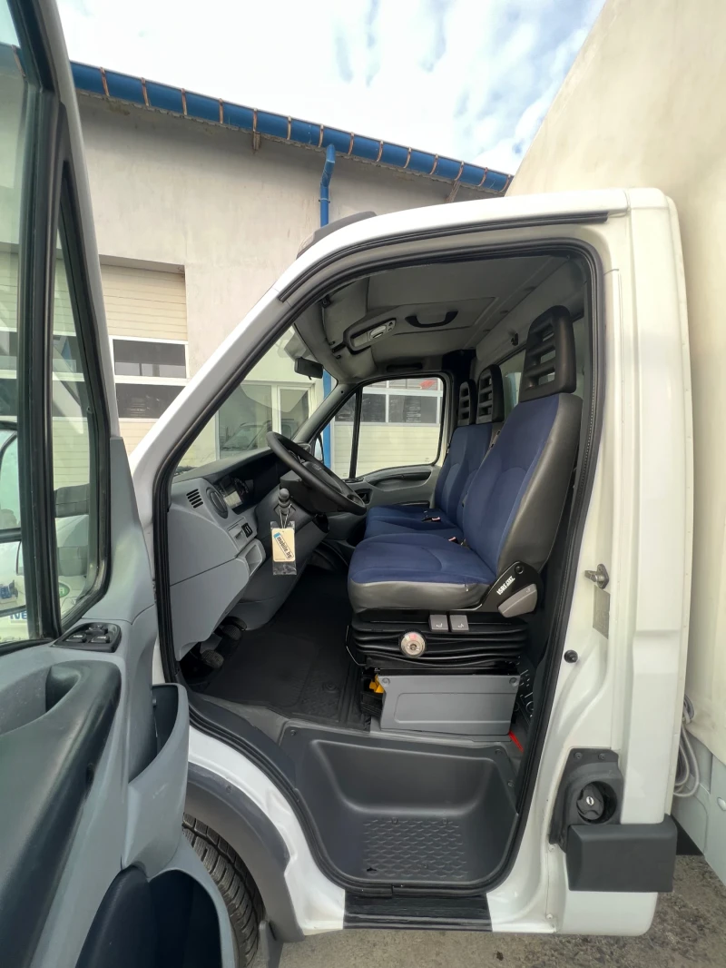 Iveco 35c15 3.0HPI / Климатик / 4.30 дължина / Щора, снимка 13 - Бусове и автобуси - 49291287