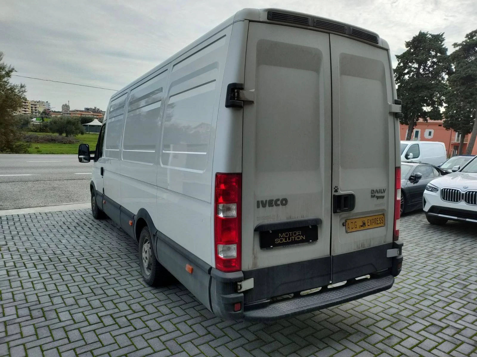 Iveco Daily 3.0I benzin-metan - изображение 5