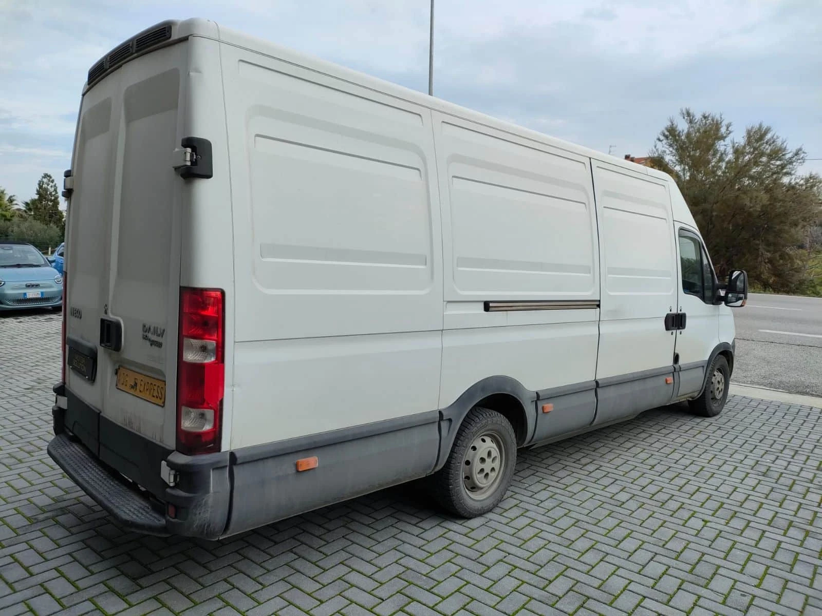 Iveco Daily 3.0I benzin-metan - изображение 3