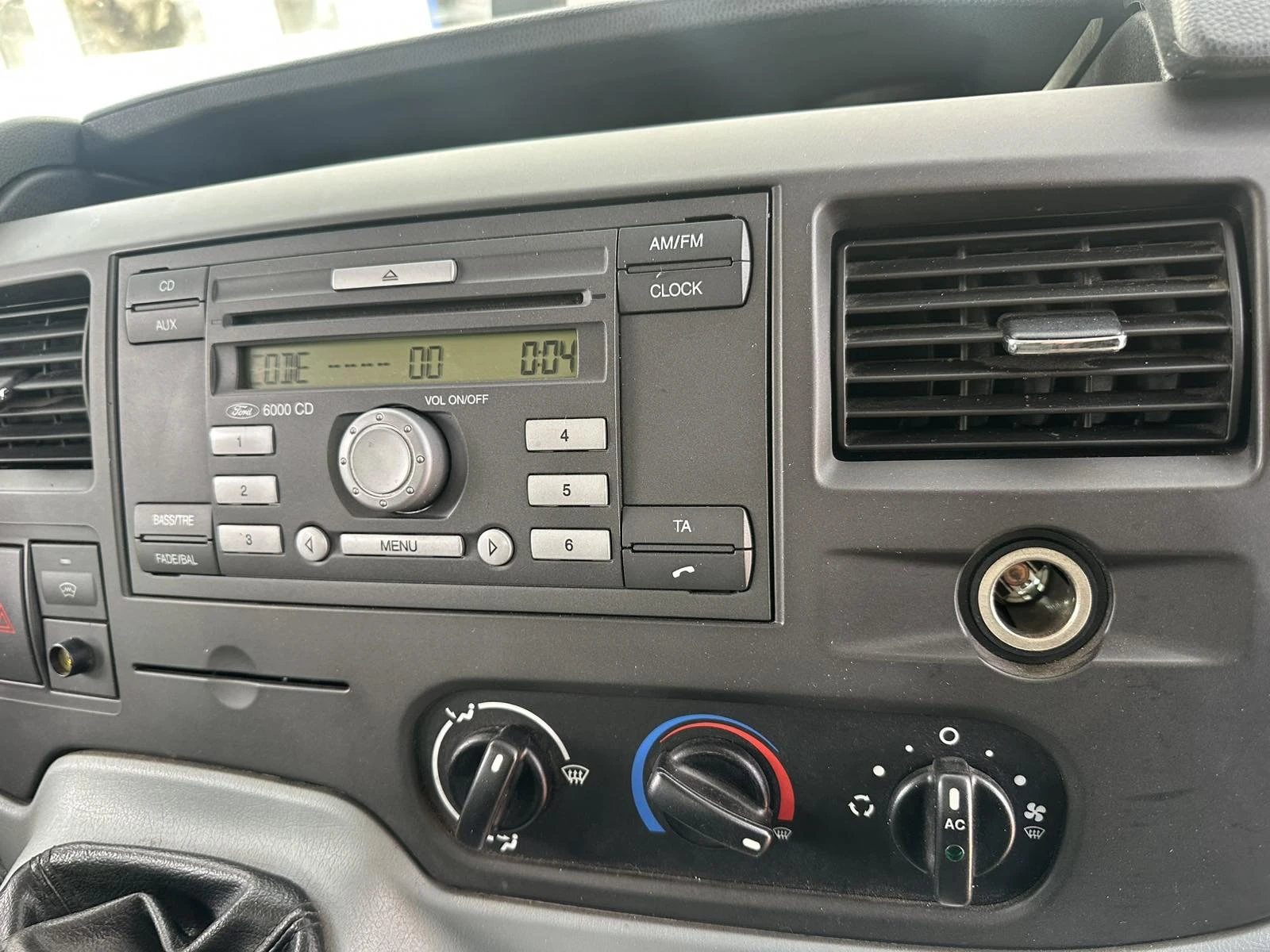 Ford Transit 2.2TDCi, снимка 4 - Бусове и автобуси - 53829443