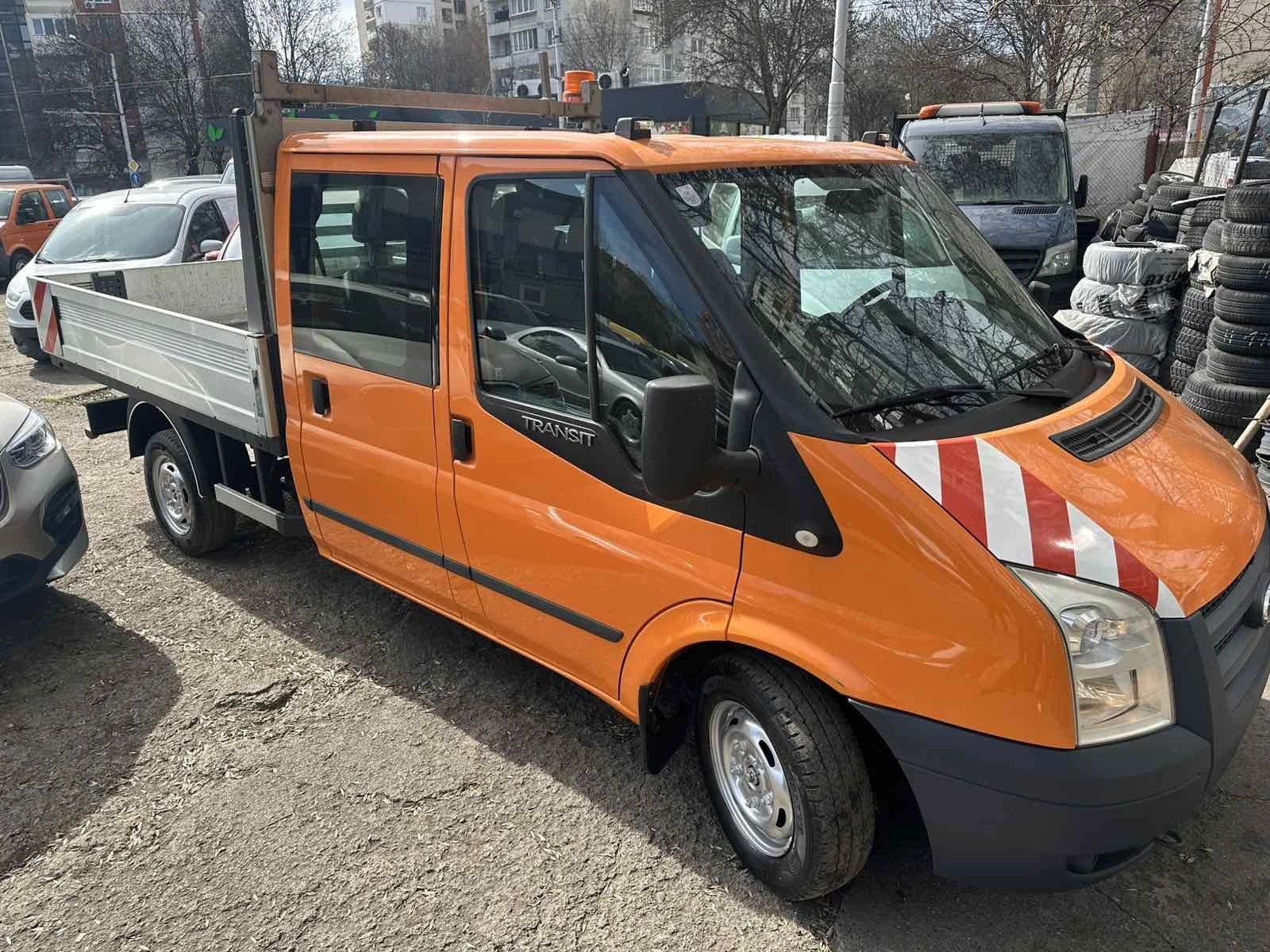 Ford Transit 2.2TDCi, снимка 2 - Бусове и автобуси - 53829443