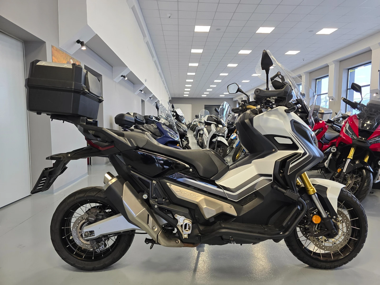 Honda X-ADV 750ie, ABS-TCS, 2018г. - изображение 2