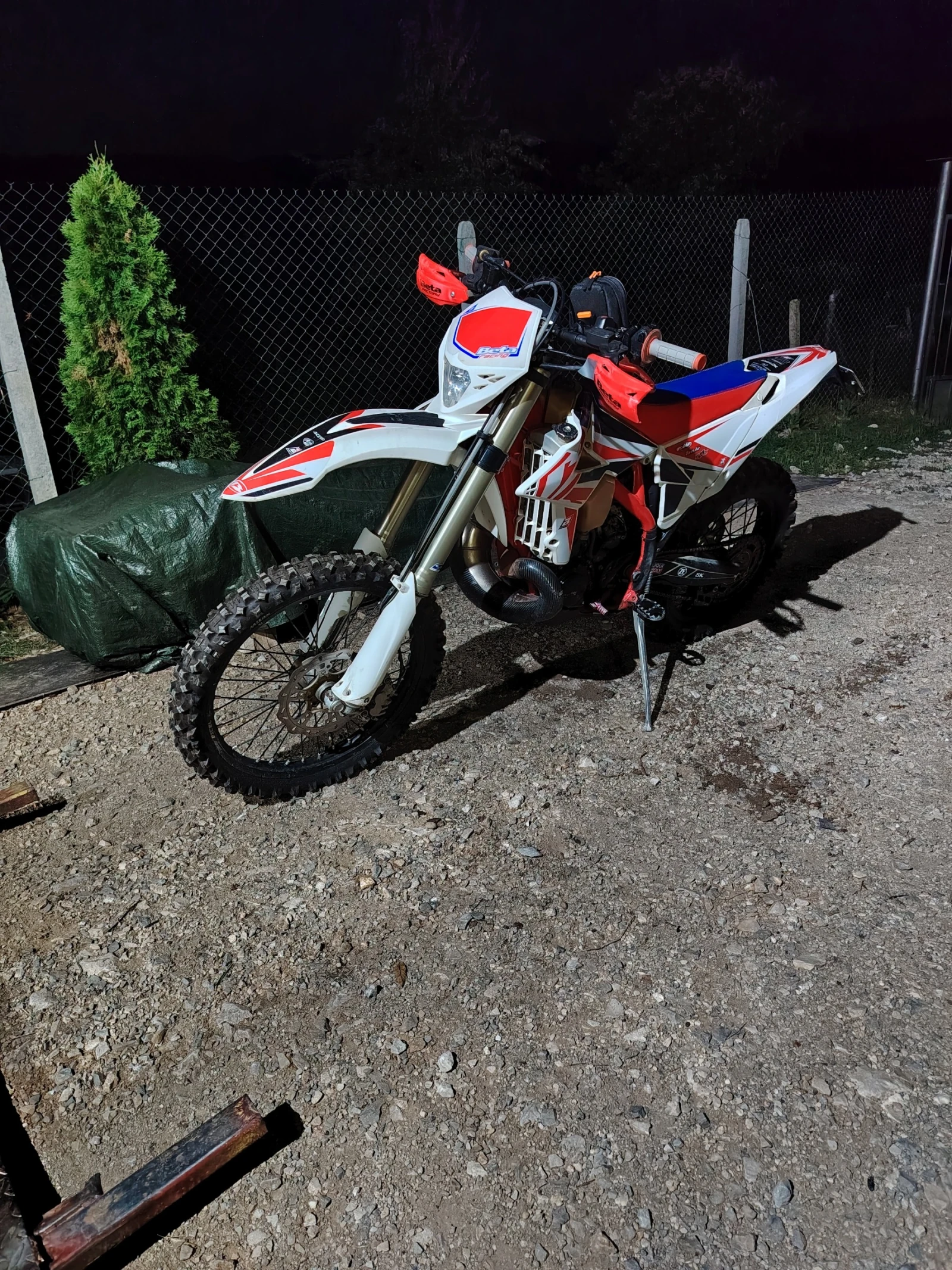 Beta Rr | Mobile.bg � ����������� 12