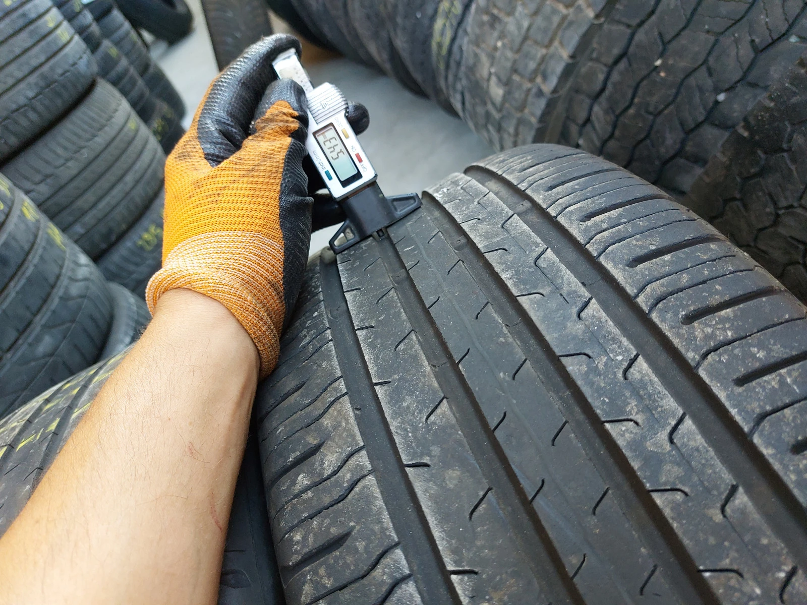 ���� 235/45R18 | Mobile.bg � ����������� 3