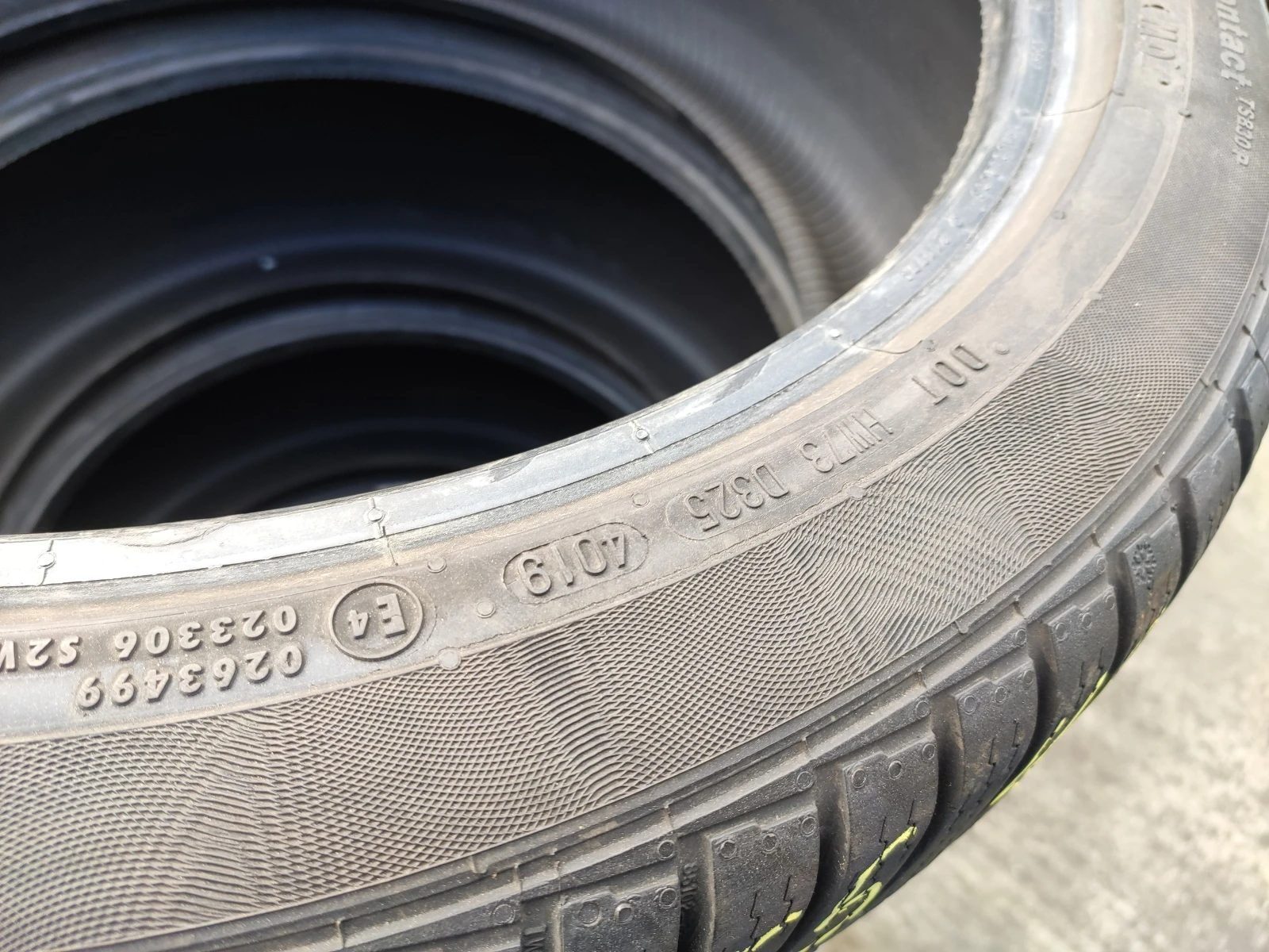 Гуми Зимни 255/40R20, снимка 10 - Гуми и джанти - 54655371