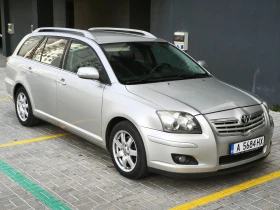 Toyota Avensis 2.0D 4D, снимка 1