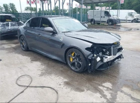 Alfa Romeo Giulia QUADRIFOGLIO RWD