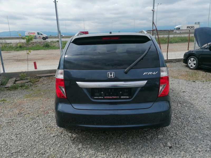 Honda Fr-v 2.0i, снимка 6 - Автомобили и джипове - 45726116