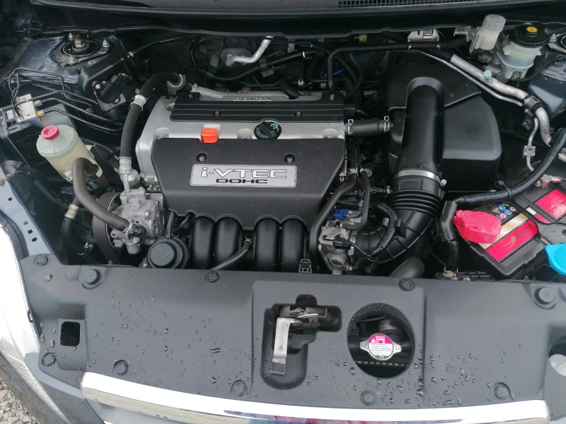 Honda Fr-v 2.0i, снимка 8 - Автомобили и джипове - 45726116