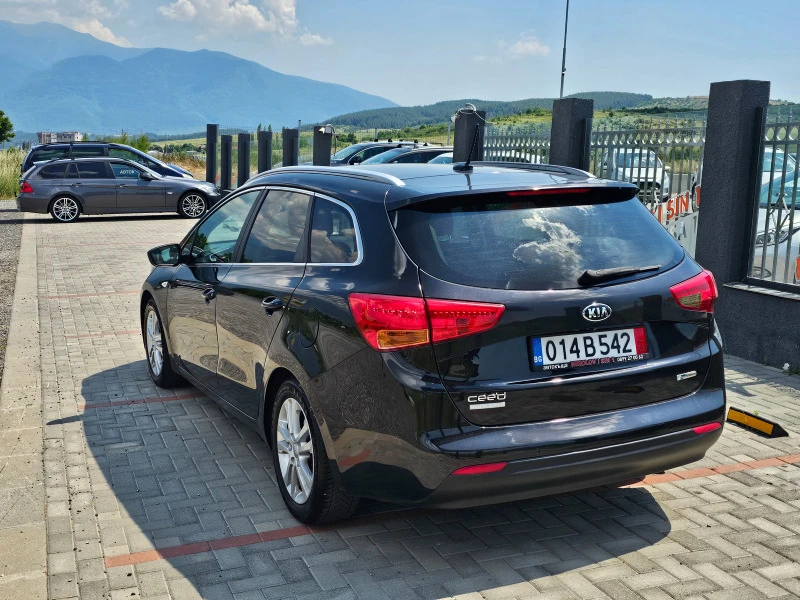 Kia Ceed 1.6CRDI-KAMERA-128kc, снимка 4 - Автомобили и джипове - 46354620