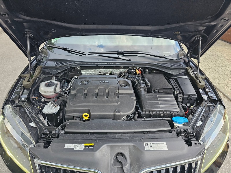 Skoda Superb 2.0TDI /Laurin & Klement/4x4/, снимка 17 - Автомобили и джипове - 46728264