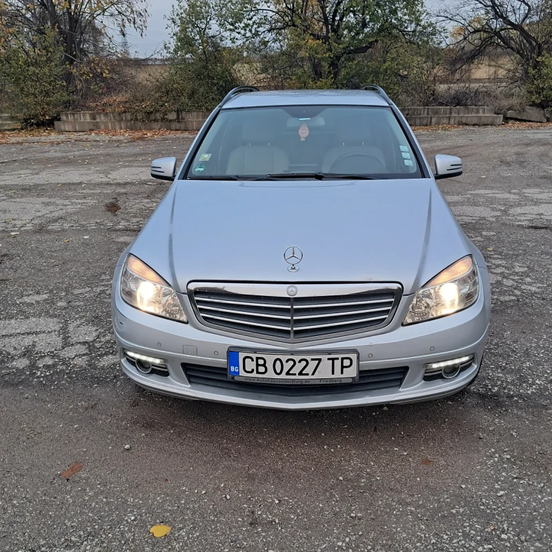 Mercedes-Benz C 220, снимка 1 - Автомобили и джипове - 47984936