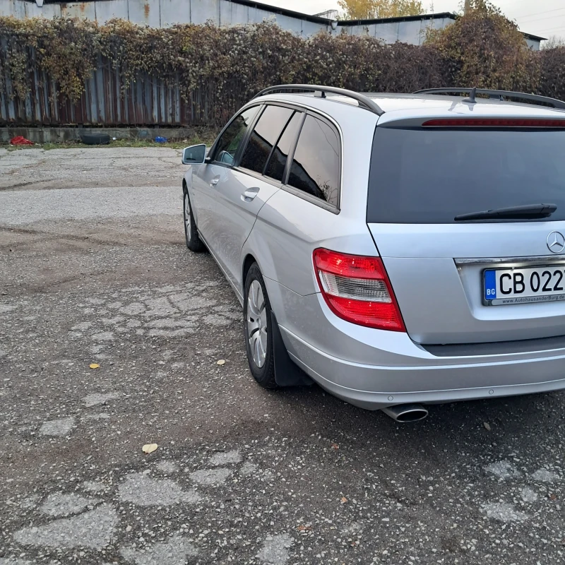 Mercedes-Benz C 220, снимка 5 - Автомобили и джипове - 47984936