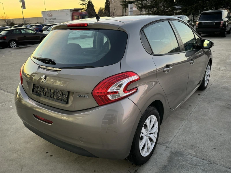 Peugeot 208 1.4* 95ps* GAS* NAVI, снимка 5 - Автомобили и джипове - 48367389