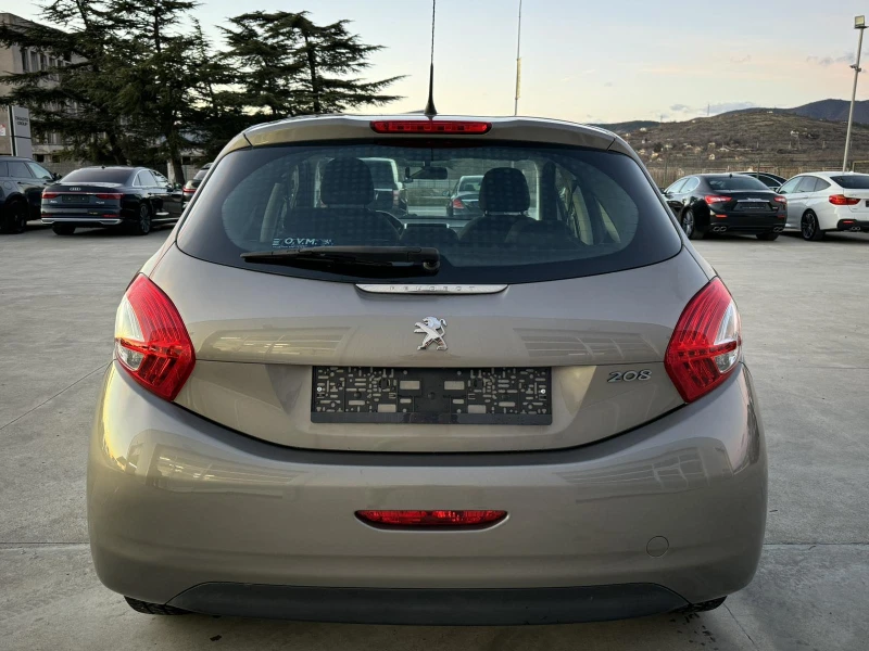 Peugeot 208 1.4* 95ps* GAS* NAVI, снимка 4 - Автомобили и джипове - 48367389