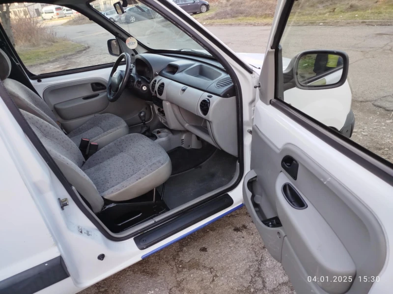 Renault Kangoo 1.5 dci, снимка 4 - Автомобили и джипове - 48830077