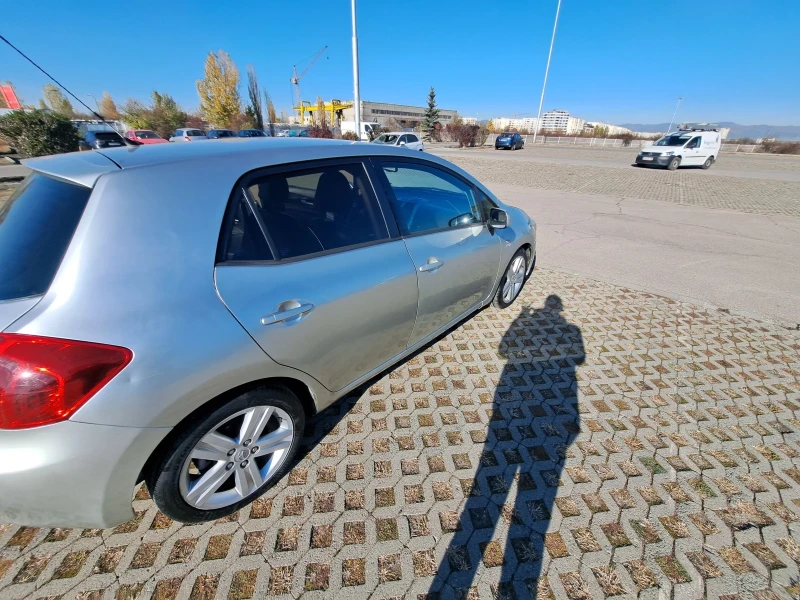 Toyota Auris, снимка 2 - Автомобили и джипове - 48988401