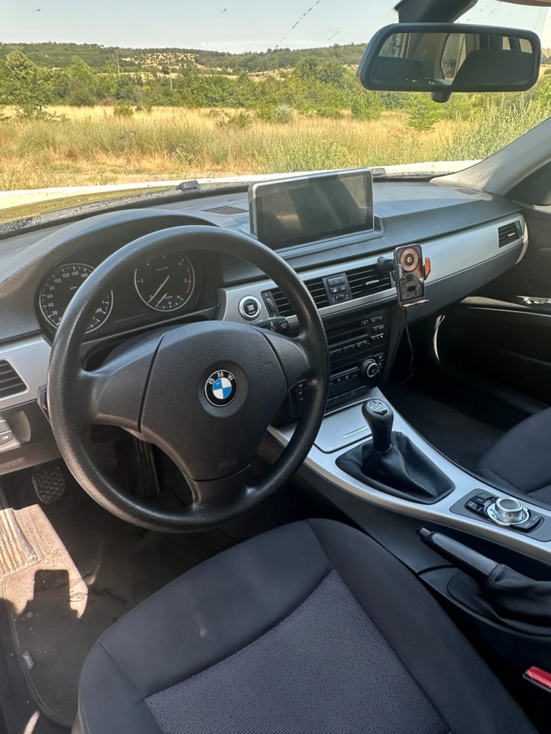 BMW 320 Е91, снимка 6 - Автомобили и джипове - 52281967