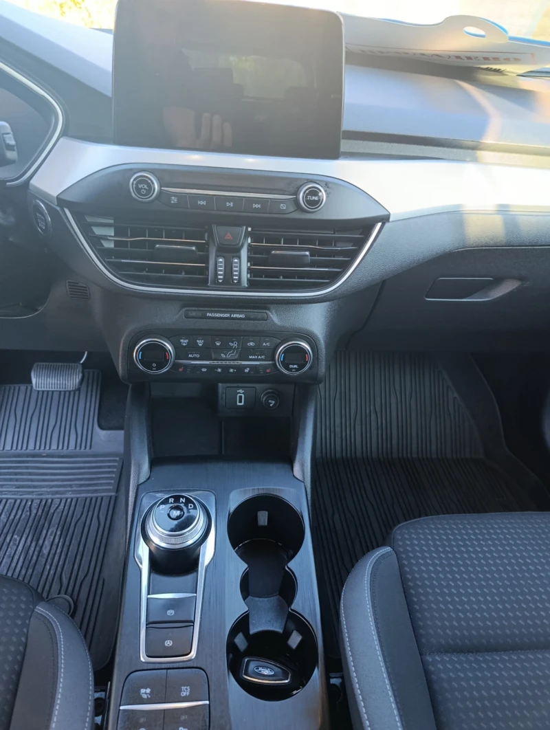Ford Focus 2.0 150кс 143000 км АВТОМАТИК , снимка 6 - Автомобили и джипове - 52461619