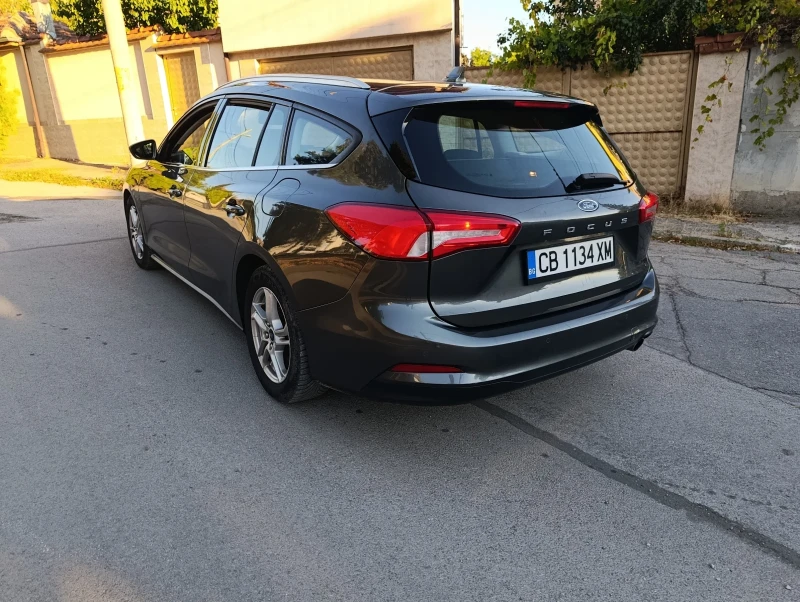 Ford Focus 2.0 150кс 143000 км АВТОМАТИК , снимка 3 - Автомобили и джипове - 52461619