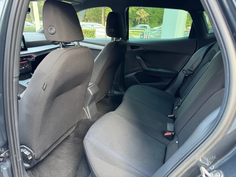 Seat Ibiza TSI FR, снимка 7 - Автомобили и джипове - 52131340