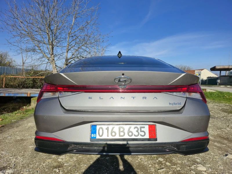 Hyundai Elantra Hybrid Luxury, снимка 7 - Автомобили и джипове - 52418371