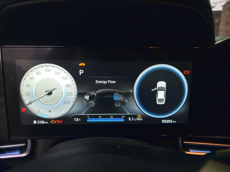 Hyundai Elantra Hybrid Luxury, снимка 10 - Автомобили и джипове - 52418371