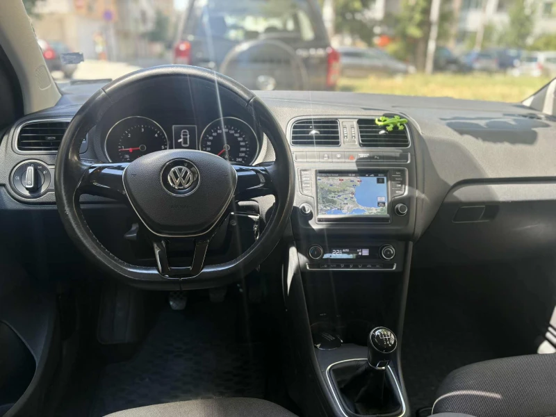 VW Polo, снимка 5 - Автомобили и джипове - 52513504