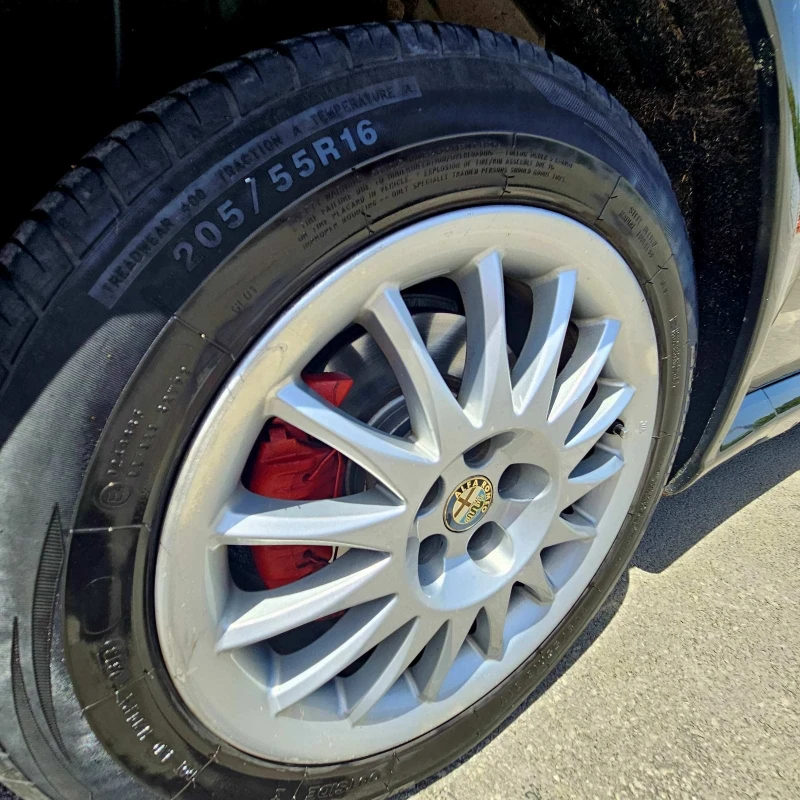 Alfa Romeo Gt, снимка 5 - Автомобили и джипове - 52798322