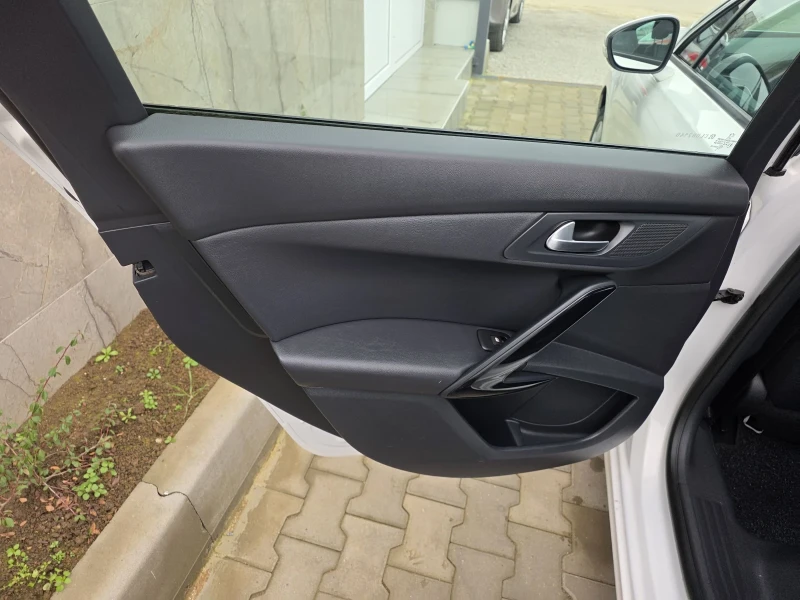 Peugeot 508 2.0hdi avtomat, снимка 16 - Автомобили и джипове - 52857306