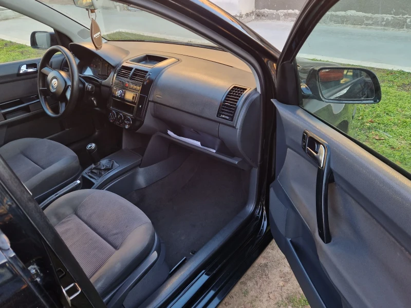 VW Polo 1.9SDI 68к.с., снимка 13 - Автомобили и джипове - 52956814