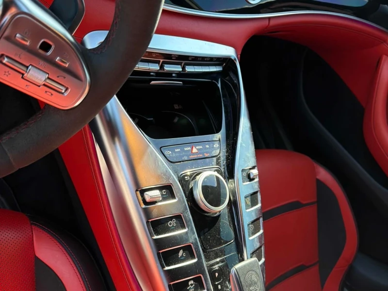 Mercedes-Benz AMG GT 2019 AMG 63 S * ЛИЦЕНЗИРАН ПРОДАВАЧ * , снимка 9 - Автомобили и джипове - 53289904