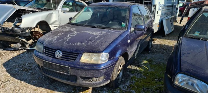 VW Polo 1.0 mpi, снимка 1 - Автомобили и джипове - 32382285