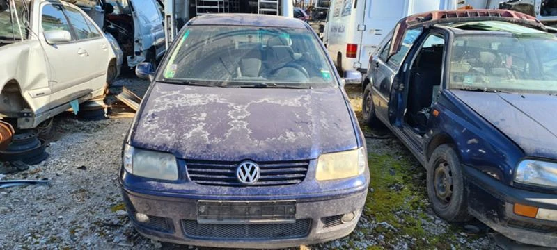 VW Polo 1.0 mpi, снимка 3 - Автомобили и джипове - 32382285