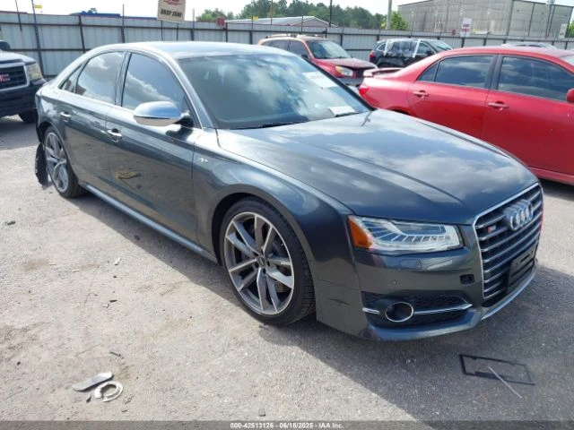 Audi S8 PLUS* МАСАЖ* ДИСТРОНИК* ОБДУХ* HEADUP* CARBON* MAT - изображение 2