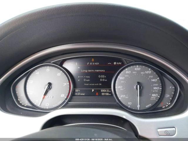Audi S8 PLUS* МАСАЖ* ДИСТРОНИК* ОБДУХ* HEADUP* CARBON* MAT - изображение 8