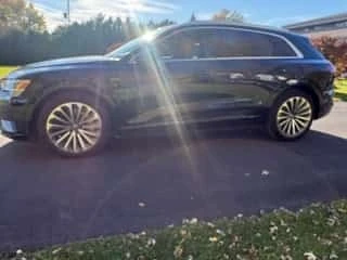 Audi E-Tron * Technik * CARFAX * ����� �� ����������� | Mobile.bg � ����������� 3