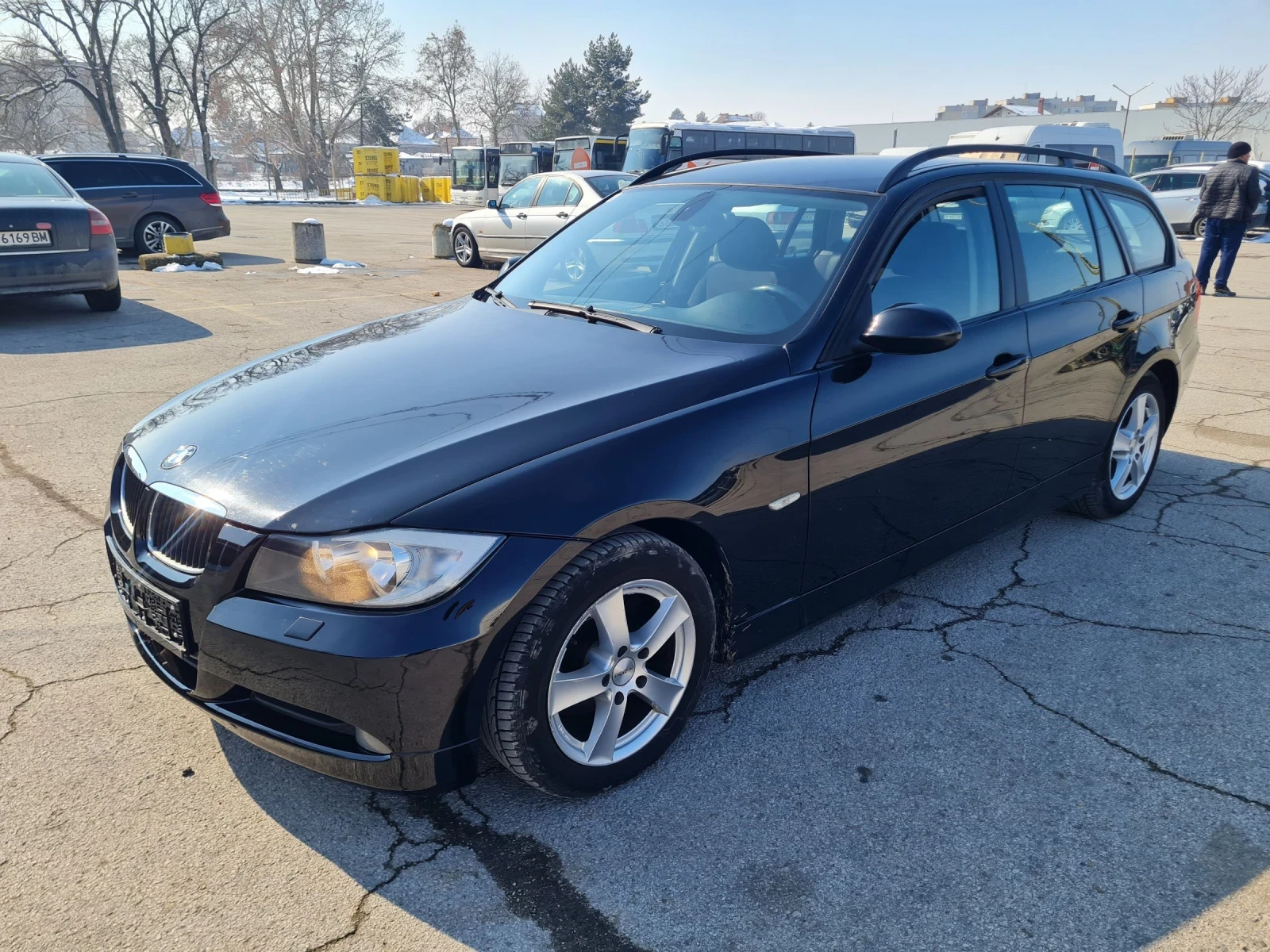 BMW 318 2.0d, снимка 1