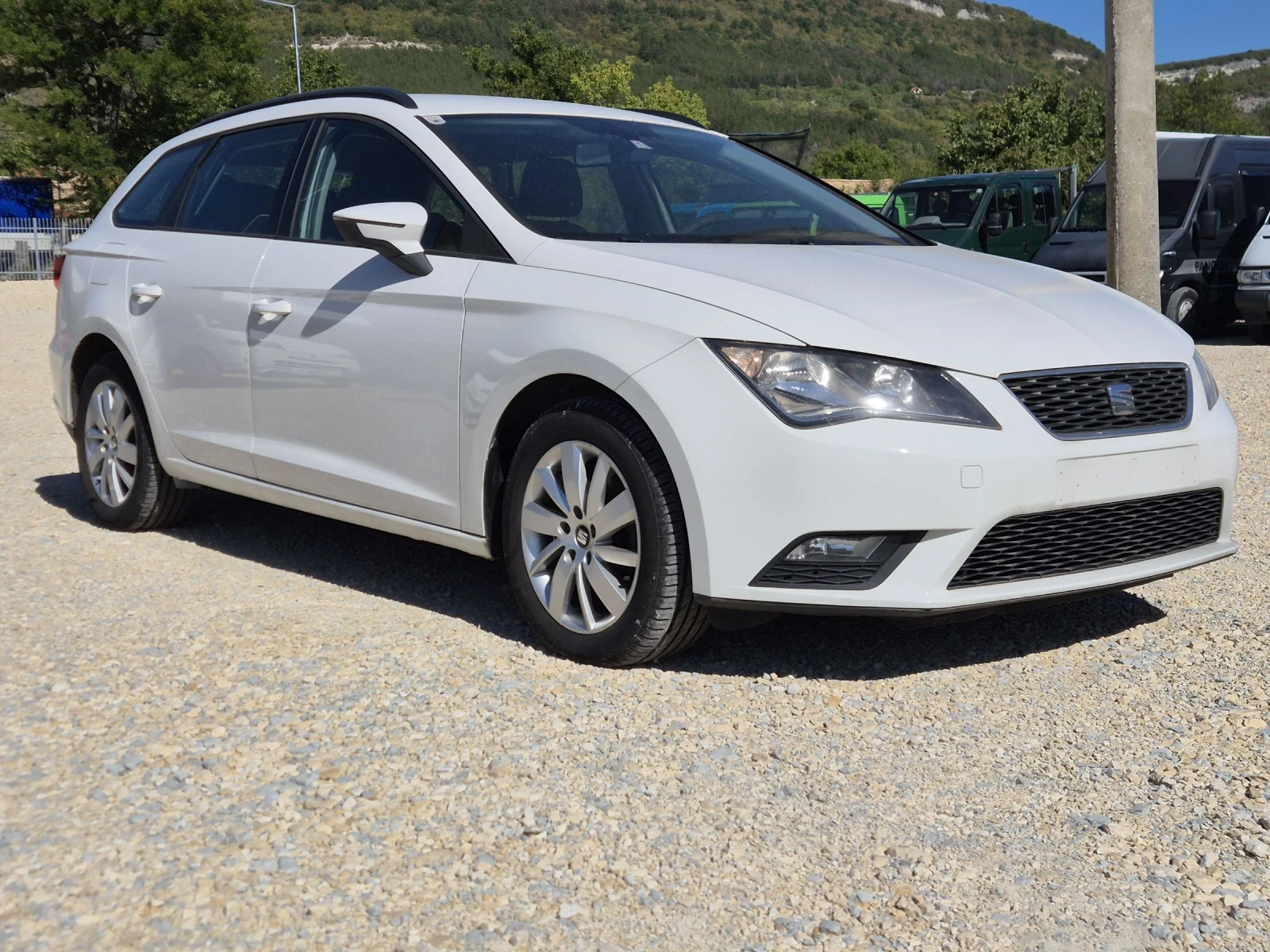 Seat Leon 1.6TDI 4x4  4 Drive NAVI, снимка 1