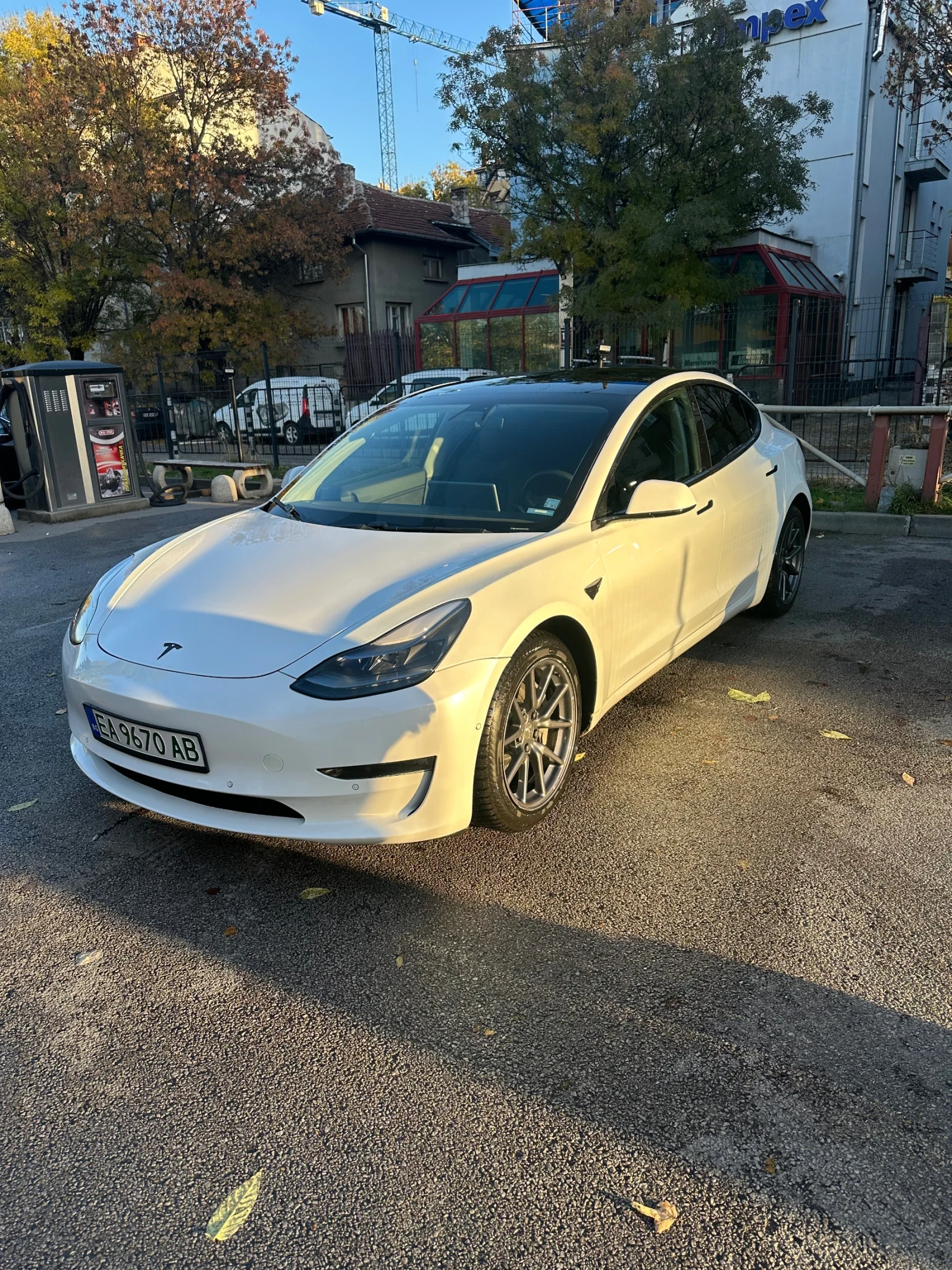 Tesla Model 3 SR+ гаранция на батерията до 2028, снимка 1