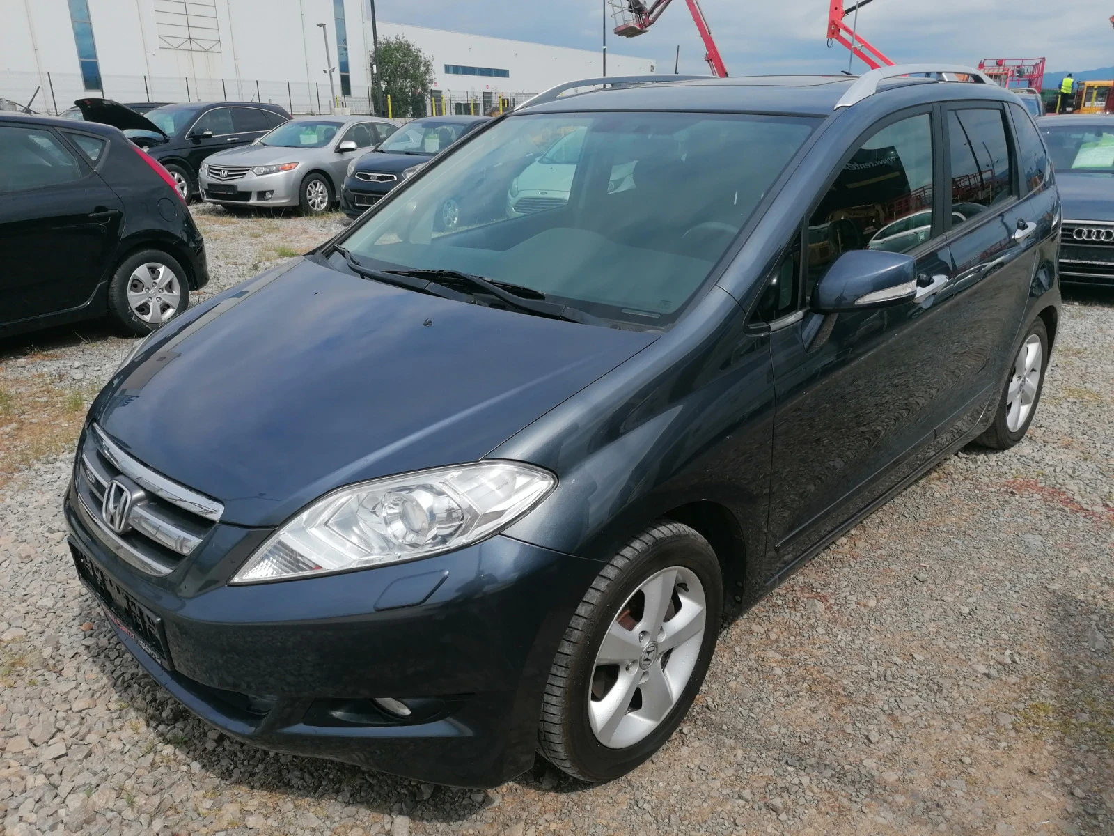 Honda Fr-v 2.0i - изображение 3