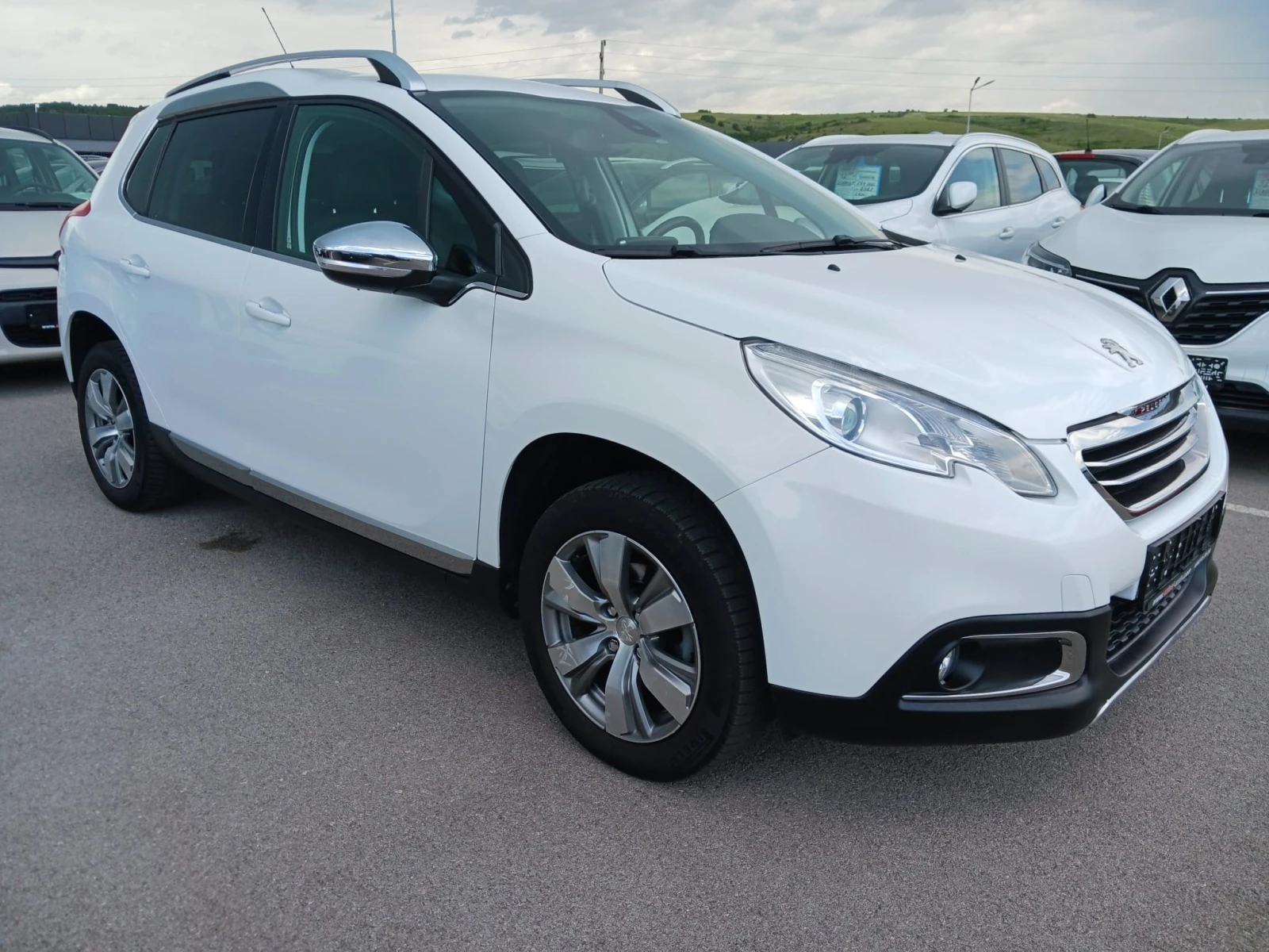 Peugeot 2008 1.2 Allure - изображение 3